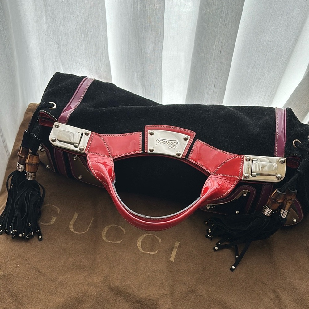 Large Gucci bag.